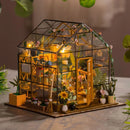 🏡 Miniatura Casa de Boneca Iluminada DIY – Estufa de Vidro Artesanal com Luz LED